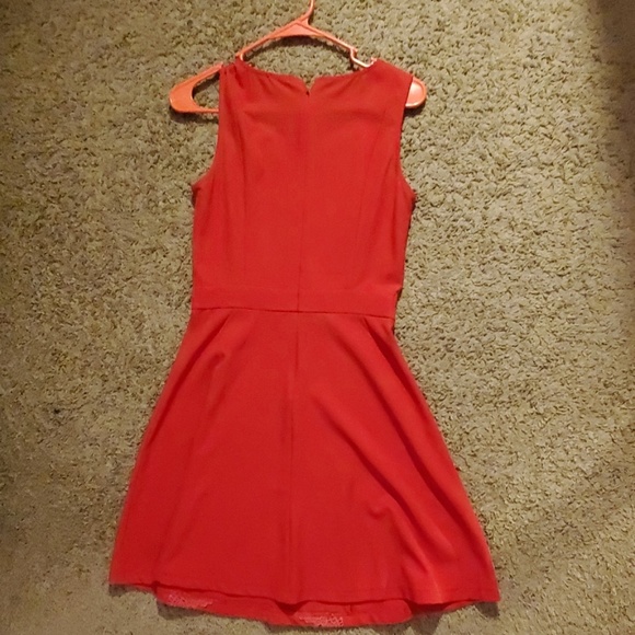 Doe & Rae Red Dress - Picture 2 of 3